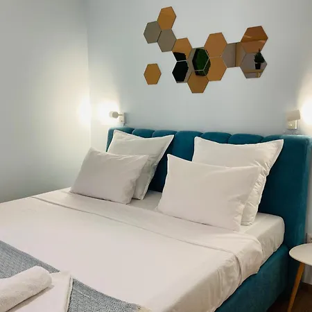 Royal Palm Moira's In * スヴェティ・ヴラス